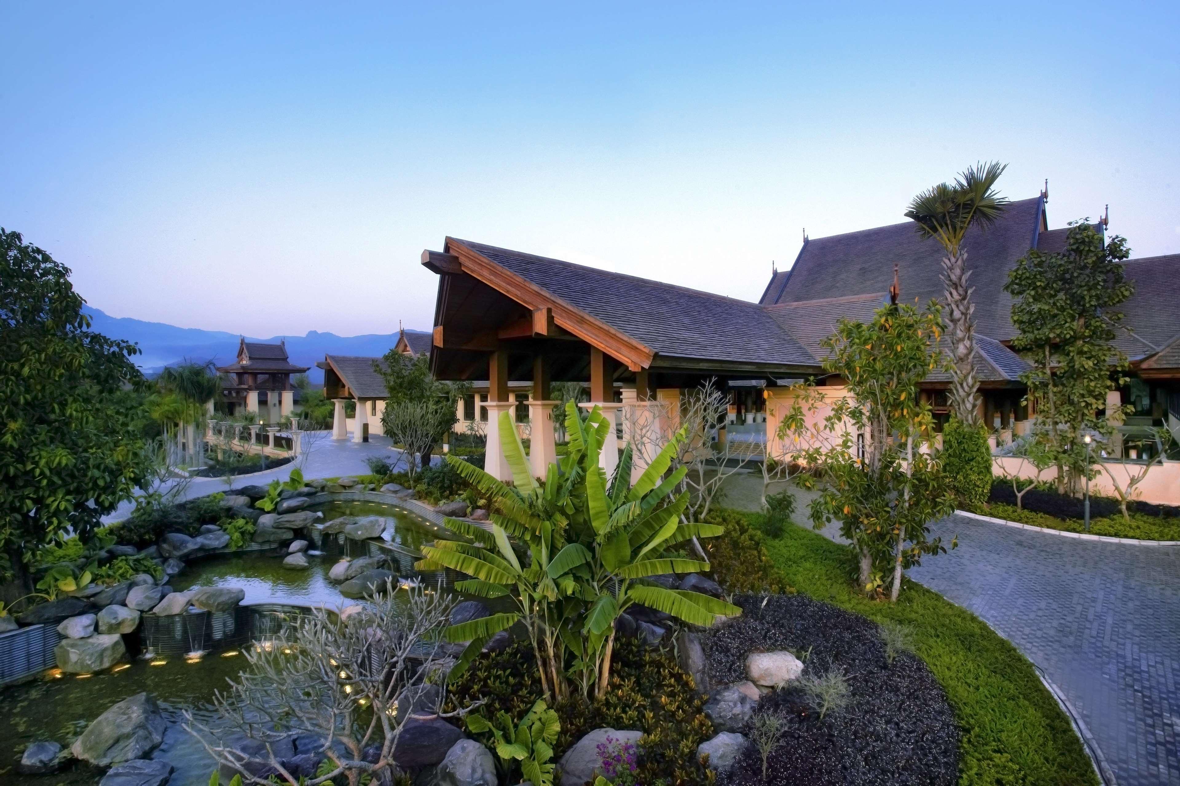Anantara Xishuangbanna Resort Jinghong Buitenkant foto