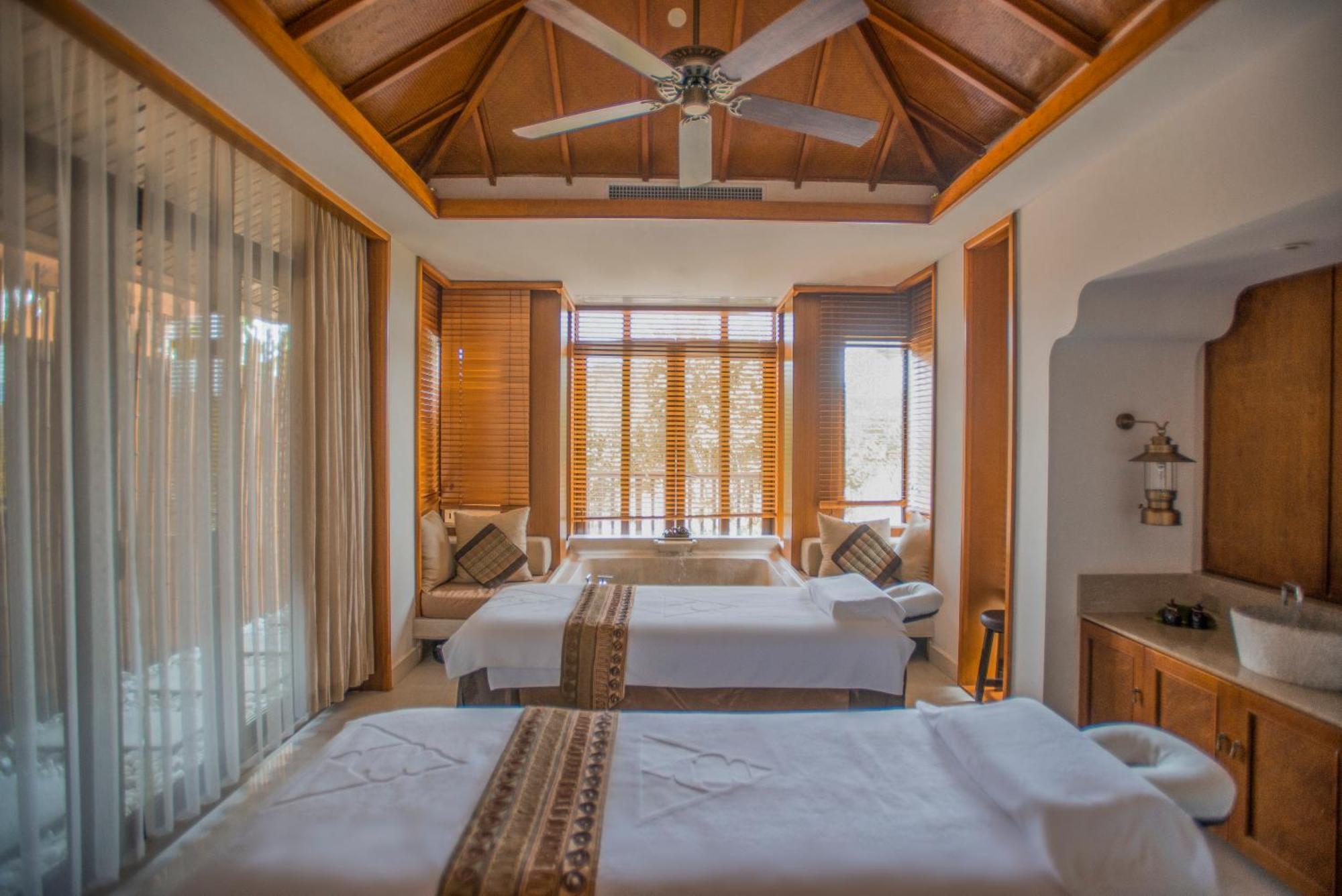 Anantara Xishuangbanna Resort Jinghong Buitenkant foto