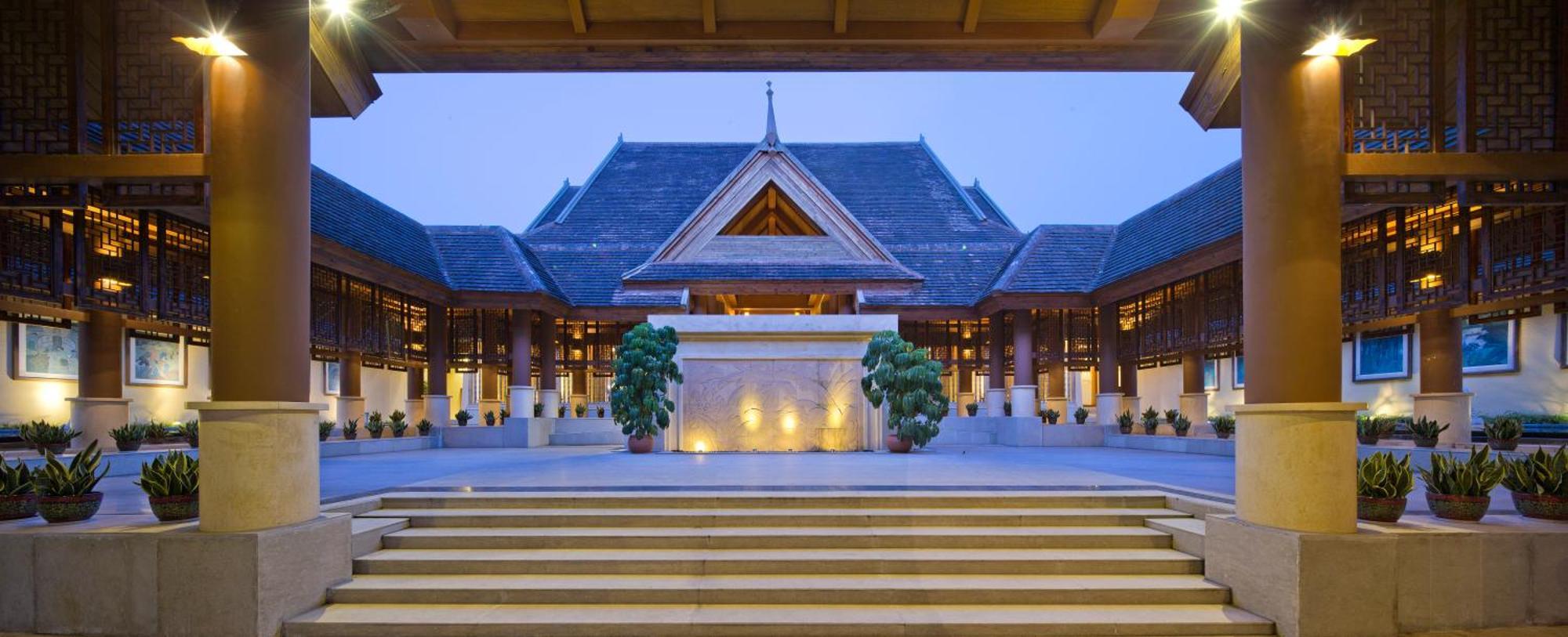 Anantara Xishuangbanna Resort Jinghong Buitenkant foto